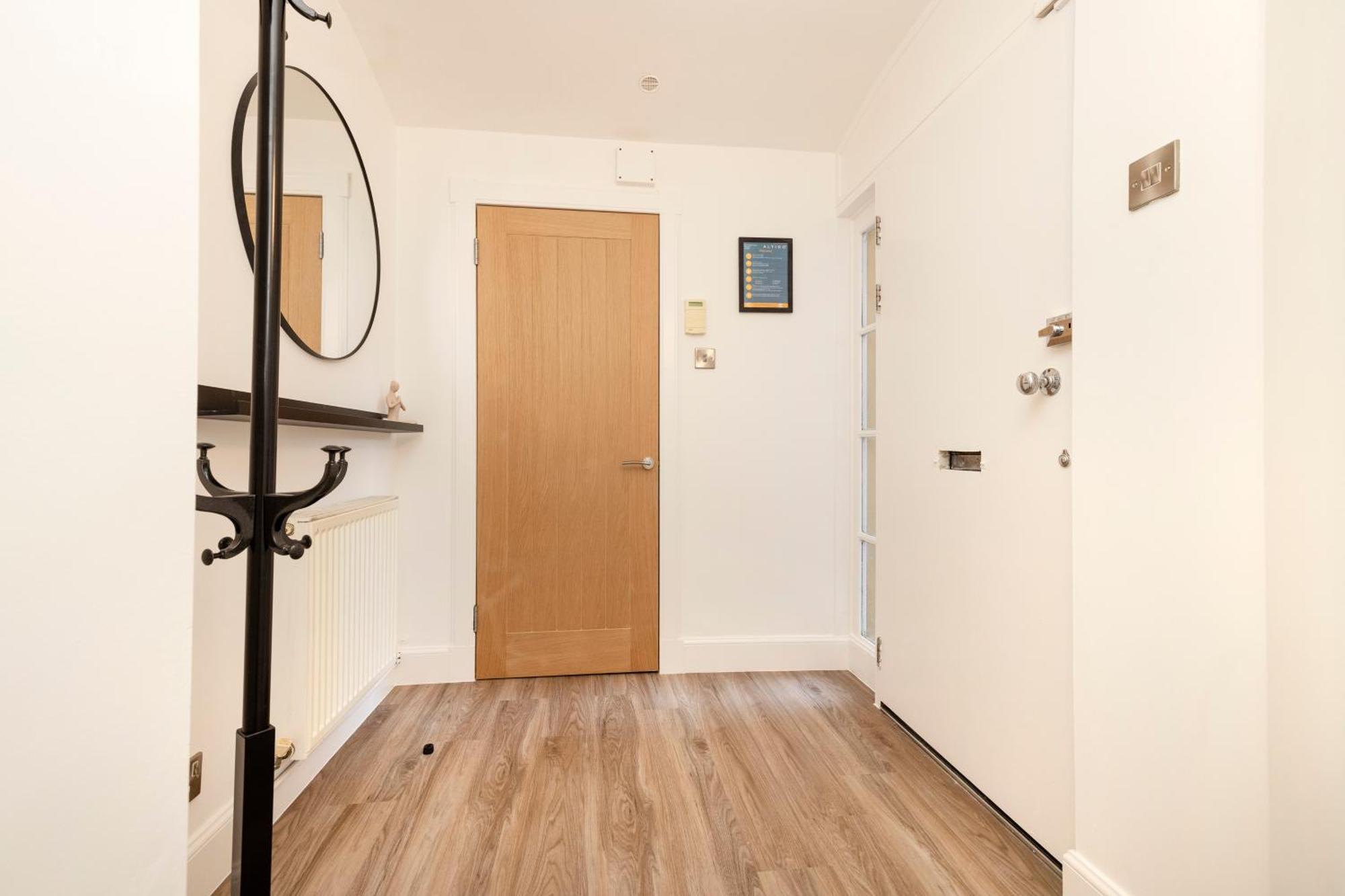 Joivy 3Br Flat In Haymarket With Free Parking Edynburg Zewnętrze zdjęcie