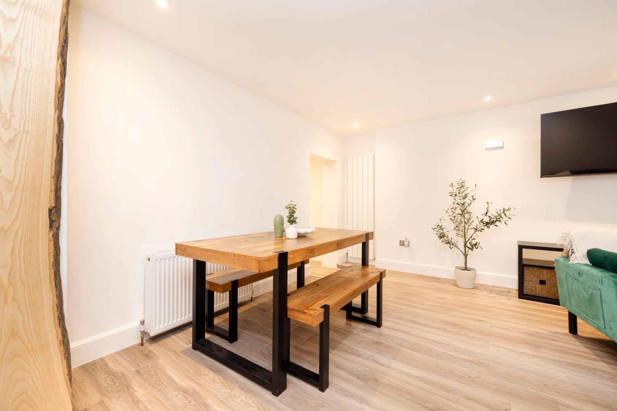 Joivy 3Br Flat In Haymarket With Free Parking Edynburg Zewnętrze zdjęcie