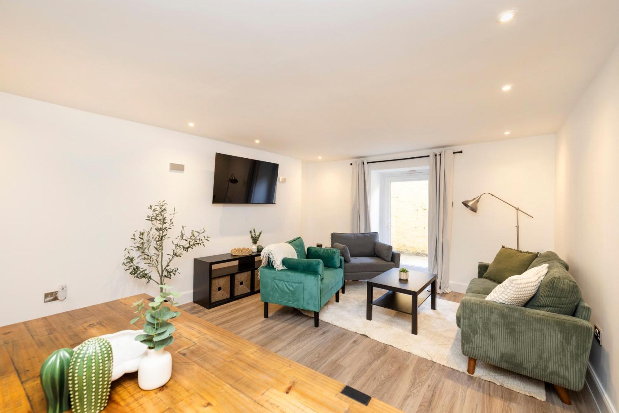 Joivy 3Br Flat In Haymarket With Free Parking Edynburg Zewnętrze zdjęcie