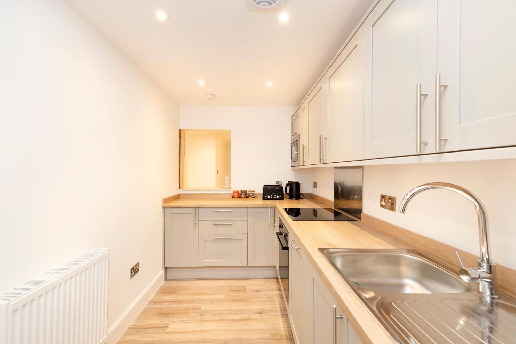 Joivy 3Br Flat In Haymarket With Free Parking Edynburg Zewnętrze zdjęcie