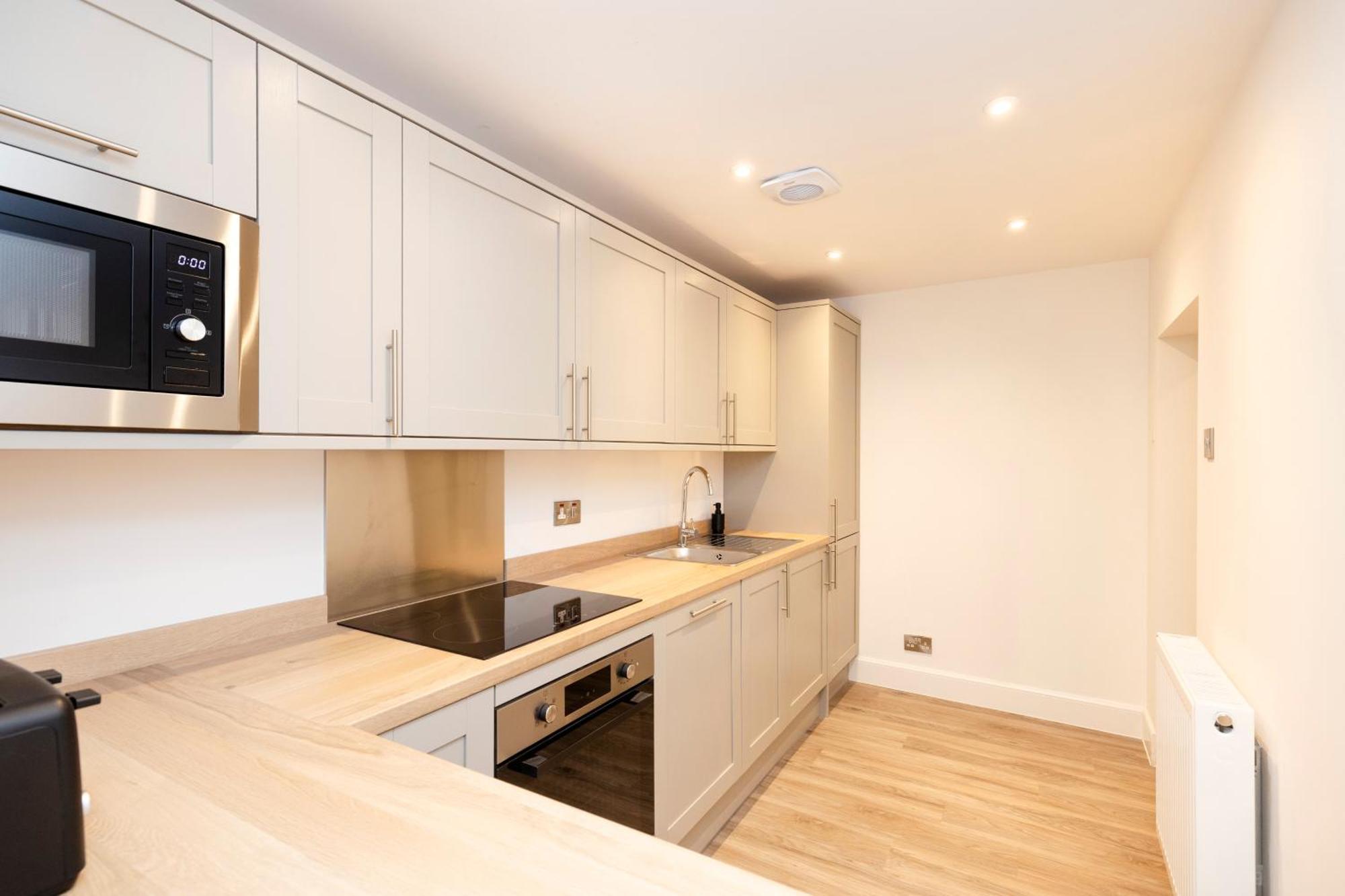 Joivy 3Br Flat In Haymarket With Free Parking Edynburg Zewnętrze zdjęcie