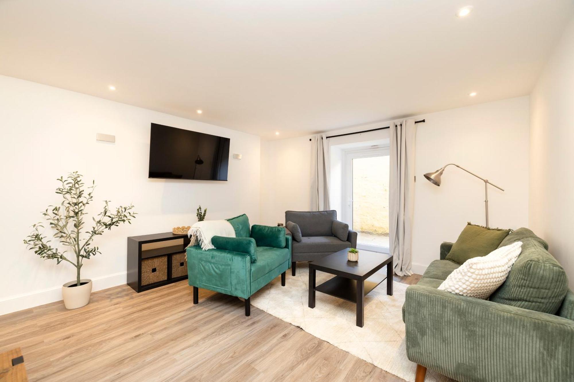 Joivy 3Br Flat In Haymarket With Free Parking Edynburg Zewnętrze zdjęcie